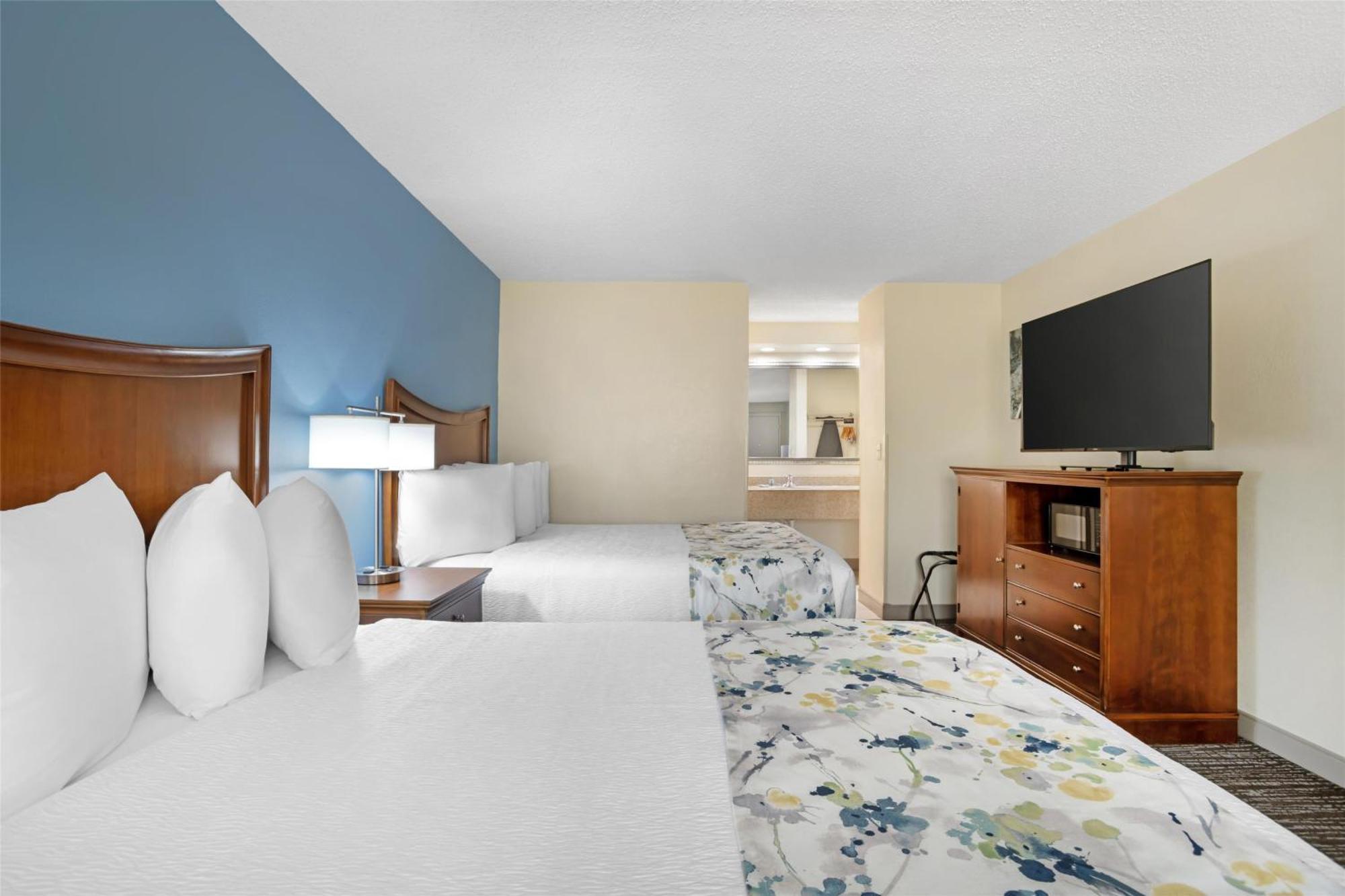 Best Western Inn & Suites Monroe Exterior photo