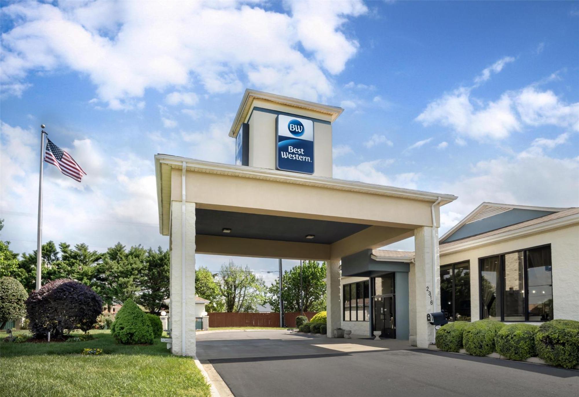 Best Western Inn & Suites Monroe Exterior photo